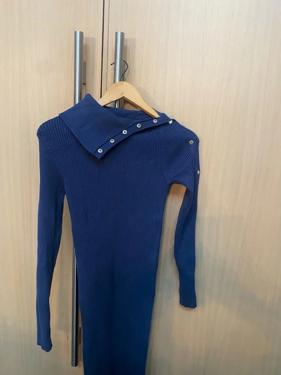 Zara Navy Ribbed Button-Trim Sweater Size Medium - Picture 3 of 5